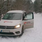 INSTINKT&INTUITION—die-andere-Hundschule-auto-schnee-hundeausführservice-high